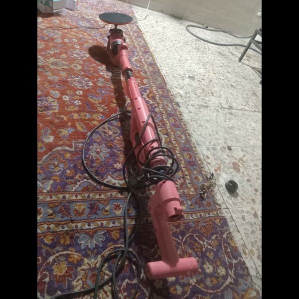 سنباده زن دیواری محک