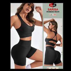 نیم تنه و شورتک