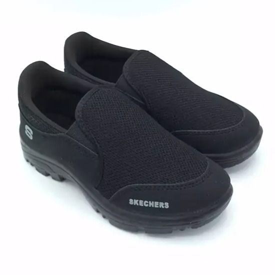 کفش کتانی اسکچرز کد 311  رویه  کتان و راشل  قالب استاندارد  زیره پیو تزریق بسیار سبک