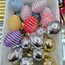 تخم مرغ پلاستیکی