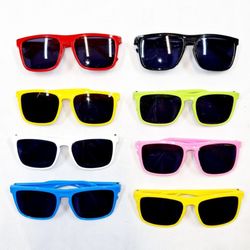 عینک آفتابی اسباب بازی