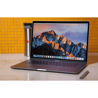 لپتاپ استوک macbook pro 2017 15 inches 2.8 GHz i7 512