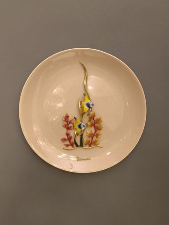 دیوارکوب  بشقابی