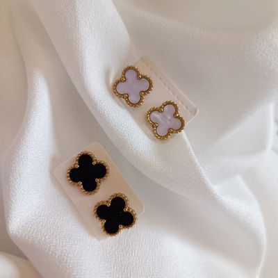 گوشواره ونکلیف رنگ ثابت