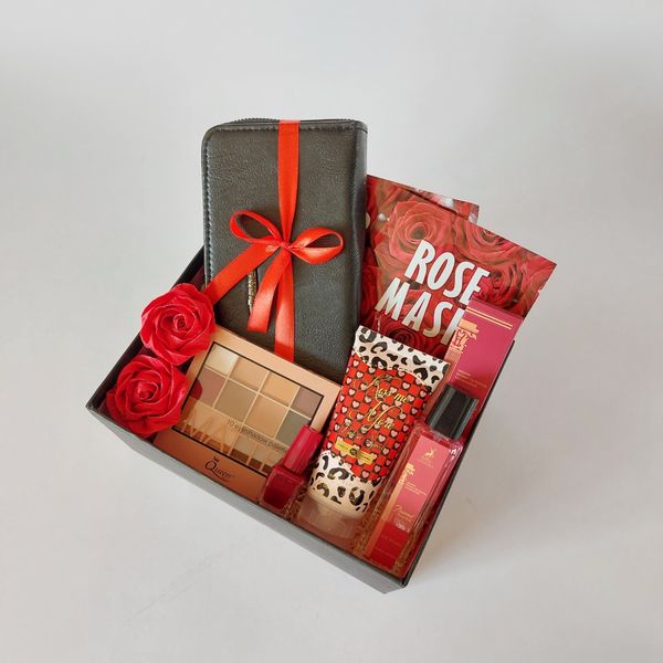 پک هدیه رمانتیک، کادوی زنانه