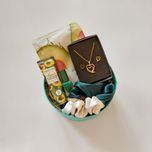 هدیه اقتصادی روز زن، کادو روز مادر، هدیه زنانه، پک یلدا