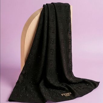 روسری حریر Fendi