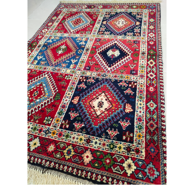 فرش دستباف سایز ذرع و نیم تمام پشم یلمه طرح خشتی کد 706