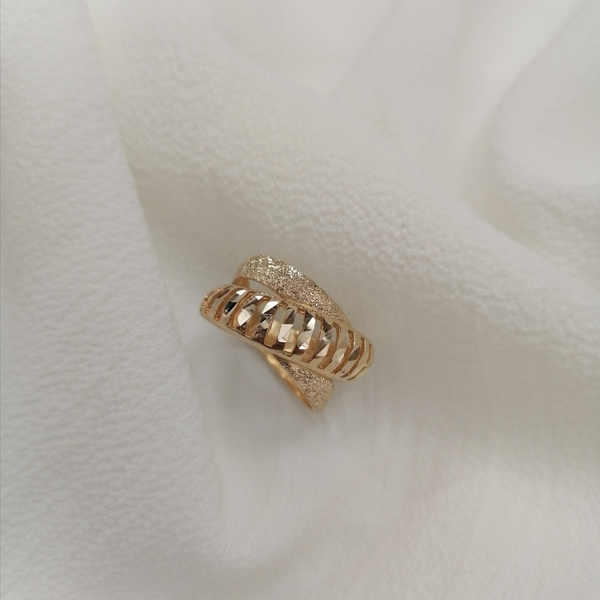 انگشتر  طلاروس طرح طلا 03015