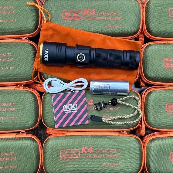 چراغ قوه حرفه‌ای KK مدل K4 – برد 400 متری با باتری غول‌پیکر 26650