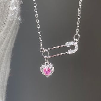 گردنبند سنجاق