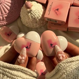 لیپگلاس قلبی کره ای