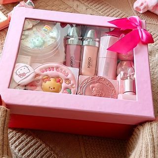 باکس هدیه آرایشی دخترانه صورتی