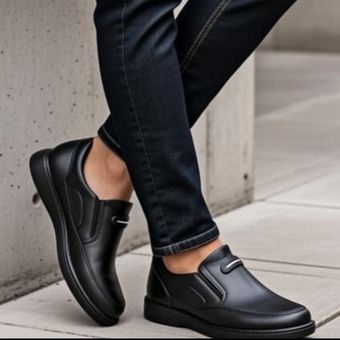 کفش مردانه طبی چرم خارجی مدل جردن  دوردوخت و اشترابل دوزی