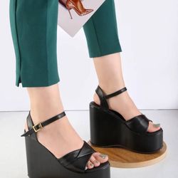 صندل 12 سانت کد 125 زیره لژ یک تیکه پیو مدل خانوم س