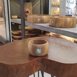 کاسه چوبی گردو Curve | انتخاب خاص برای میز پذیرایی