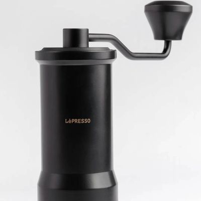 آسیاب قهوه دستی لِپرسو مدل LPMCGRBK (LePRESSO Manual Grinder) ‌