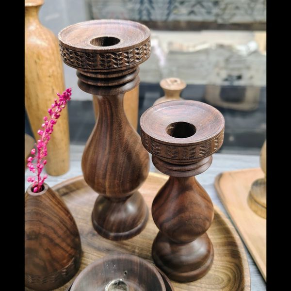 شمعدان سلطنتی چوبی دیاکو | 20 سانت | مناسب شمع پهن و بلند