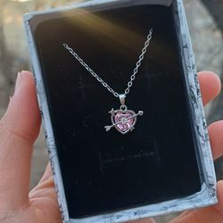 گردنبند قلب تیرخورده