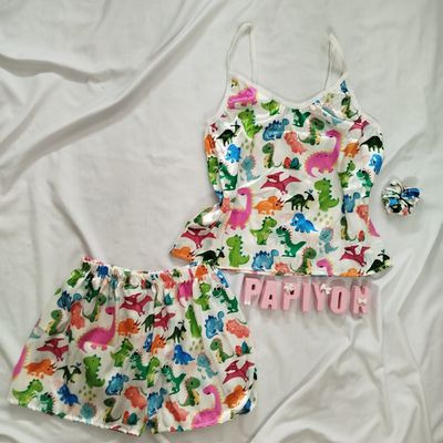 تاپ و شورتک ساتن طرح ببری