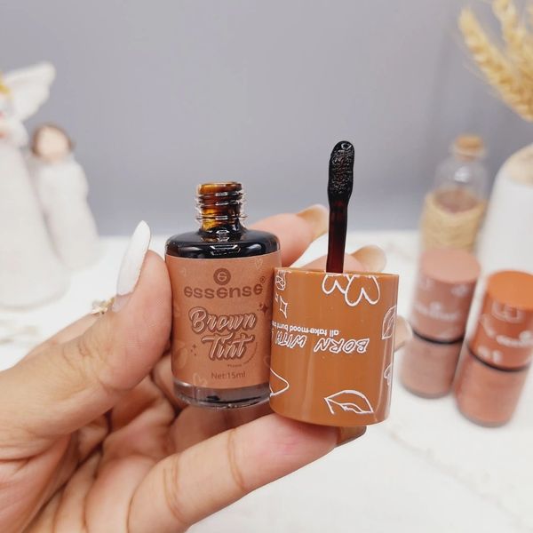 تینت لب قهوه‌ای اسنس🍞