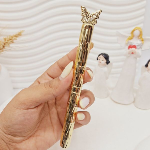 خط چشم پروانه‌ای هدی‌موجی🦇