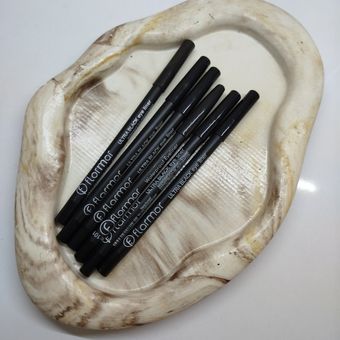 مداد چشم شمعی