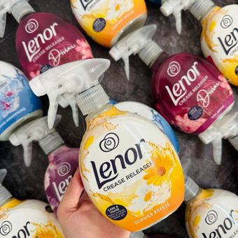 اسپری ضد چروک و اتو کننده لباس لنور lenor