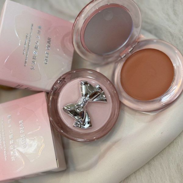 رژگونه‌ پاپیونی برند GEGE BEAR🕯