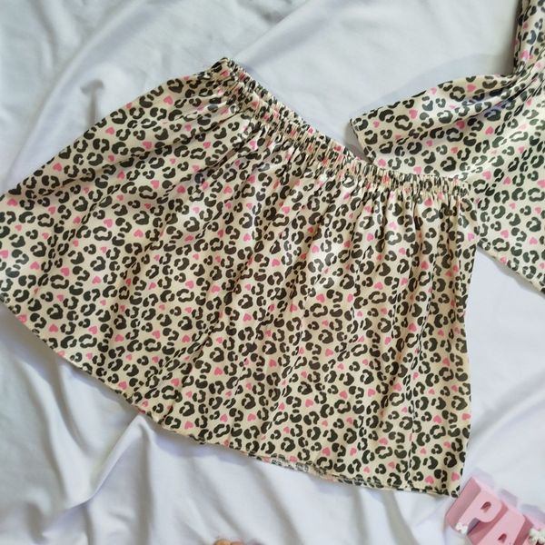تاپ و شورتک ساتن طرح پلنگی