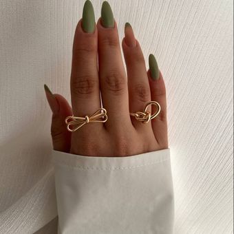 انگشتر مینیمال گره و پاپیون