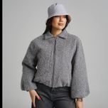 سوئیشرت لیا