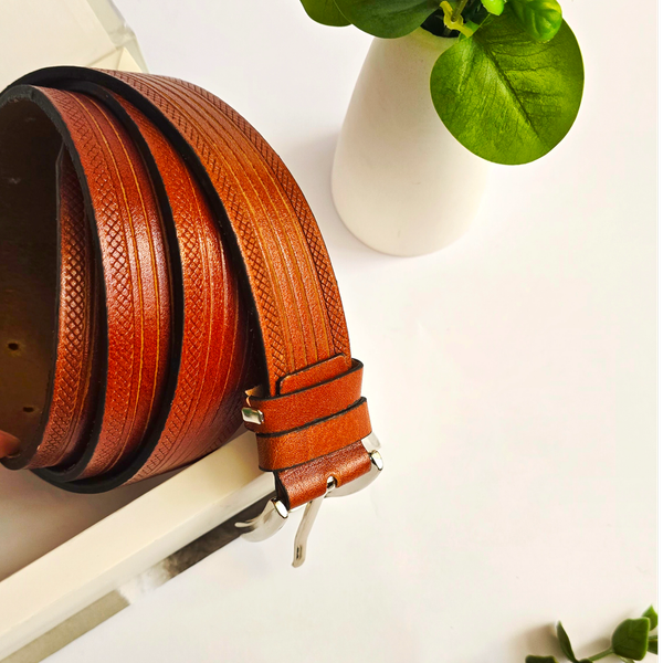 کمربند چرم طبیعی با سگک زبانه دار