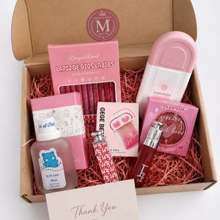 پک هدیه شامل 7 آیتم کد GIFT20