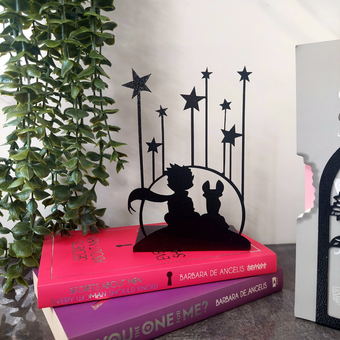 نگهدارنده کتاب 054