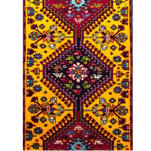 فرش دستباف سایز پادری یا پشتی (تمام پشم یلمه نقشه حوضی زمینه زرد طلایی) کد 5681