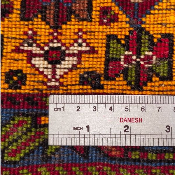 فرش دستباف سایز پادری یا پشتی (تمام پشم یلمه نقشه حوضی زمینه زرد طلایی) کد 5681