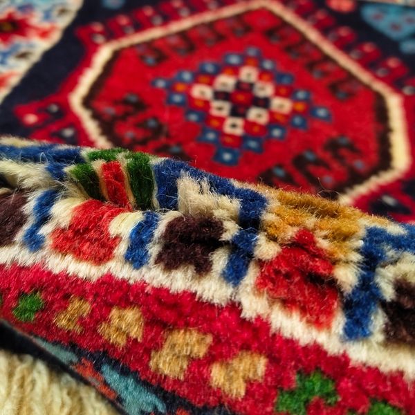 فرش دستباف سایز پادری یا پشتی نقشه خشتی (تمام پشم یلمه طرح خشتی) کد 6186