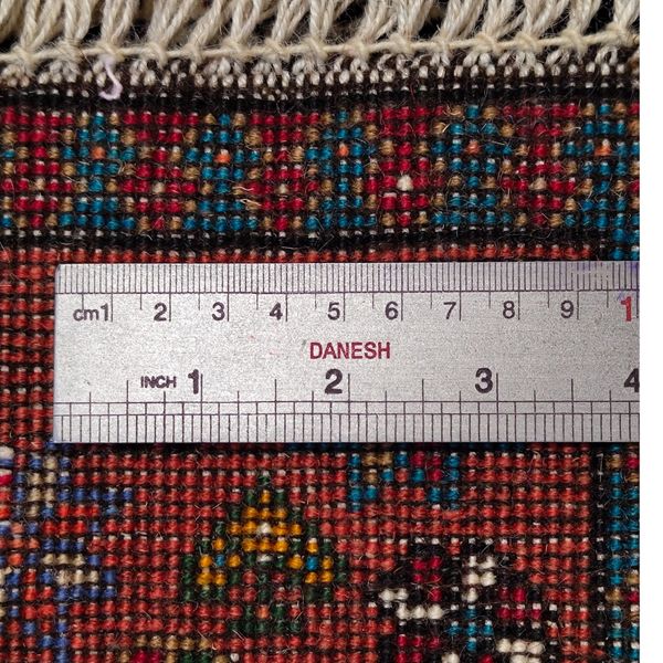 فرش دستباف زمینه مسی سایز زیرتلفنی چهل سانتیمتری (تمام پشم یلمه طرح تک حوض) کد6266