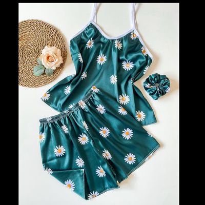 تاپ و شورتک ساتن الیکس طرح سبز بابونه فری سایز تا 46