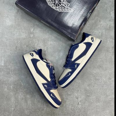 نایک ایر جردن وان لو ترویس اسکات دیور NIKE AIR JORDAN 1 LOW TRAVISSCOTT DIOR