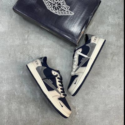 نایک تراویس  اسکات دیور ویتنامی درجه1