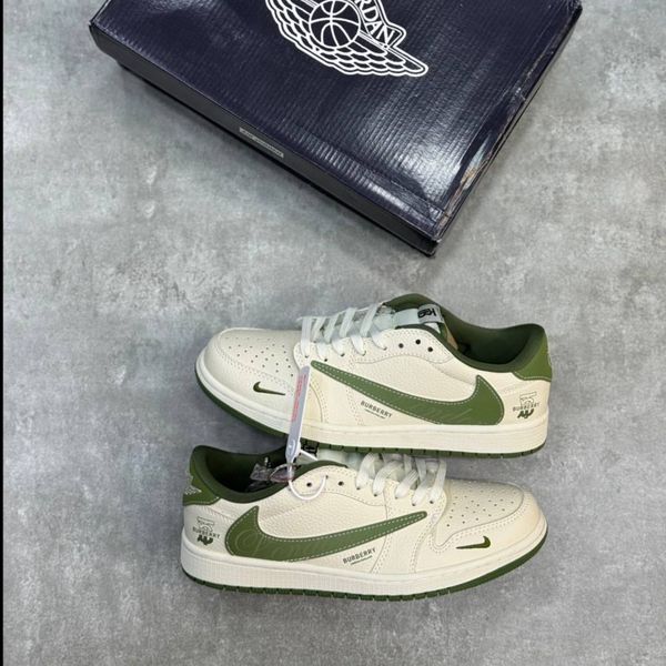 نایک تراویس اسکات باربری ویتنامی درجه1