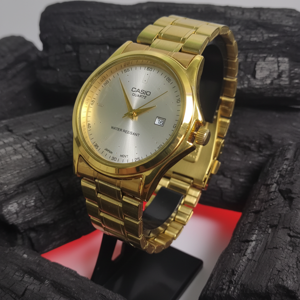ساعت casio طلایی
