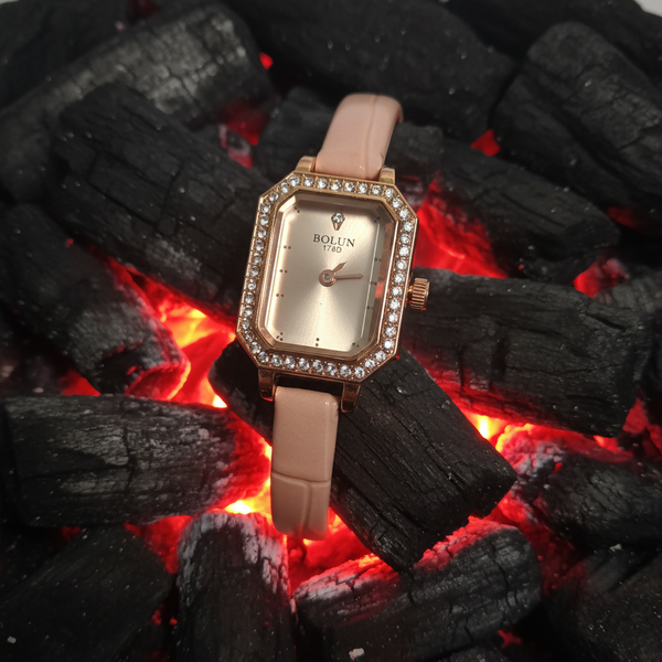 ساعت bolun صورتی نگینی