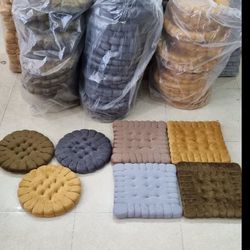 کوسن نشیمن بیسکوئیتی