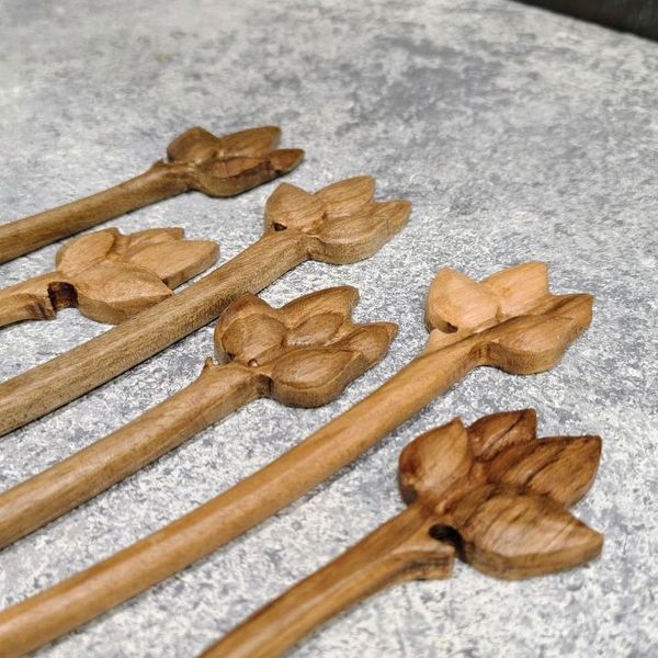 کانزاشی چوبی دستتراش مدل لوتوس - چوب گردو