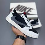 نایک تراویس اسکات ویتنامی درجه1 ویتنامی