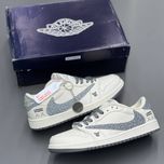 نایک ترویس اسکات کاز