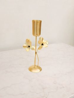 شمعدان تک برنجی | مدل گل بنفشه